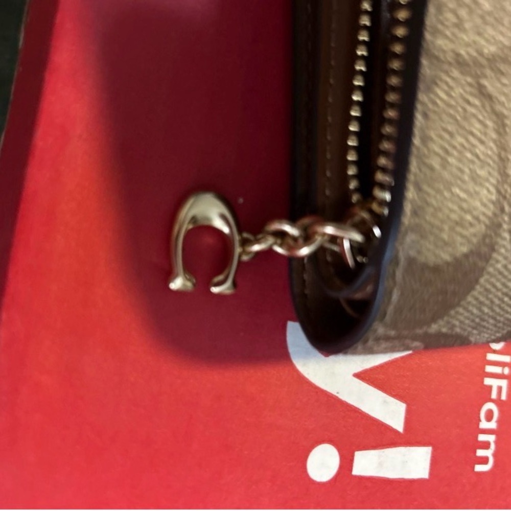 Coach Brown Signature Wallet - Picture 2 of 7